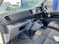 VAUXHALL VIVARO 2900 SPORTIVE L1 H1 1.5D 100PS - 9