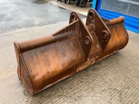 APPROX. 7ft SHUGH BUCKET TO SUIT 20 TON MACHINE&nbsp; - 7