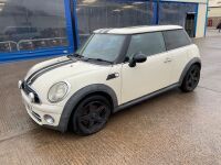 MINI COOPER 1.6 D 3DR HATCHBACK - 4