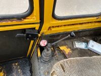 KRAMER ALLRAD 512SE LOADING SHOVEL - 16