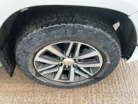 TOYOTA HILUX INVINCIBLE 2.4 D-4D 4WD DOUBLE CAB PICK UP&nbsp; - 3