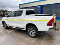 TOYOTA HILUX INVINCIBLE 2.4 D-4D 4WD DOUBLE CAB PICK UP&nbsp; - 16