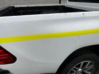 TOYOTA HILUX INVINCIBLE 2.4 D-4D 4WD DOUBLE CAB PICK UP&nbsp; - 23