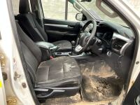 TOYOTA HILUX INVINCIBLE 2.4 D-4D 4WD DOUBLE CAB PICK UP&nbsp; - 26