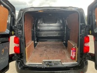 PEUGEOT EXPERT 1400 L1 PROFESSIONAL STANDARD 2.0 BLUE HDI 120 - 18