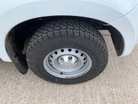 ISUZU D-MAX 2.5 TD SINGLE CAB CHERRY PICKER - 2