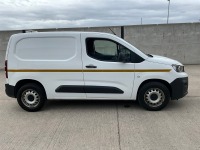 PEUGEOT PARTNER GRIP PREMIUM 1.5 BLUE HDI - 24