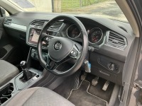 VOLKSWAGEN TIGUAN SE NAV 2.0 TDI 150PS 5DR ESTATE - 23