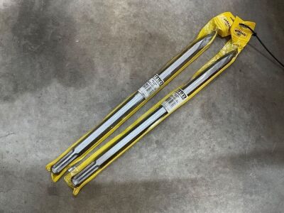 &nbsp; 2NO. UNUSED SEALEY 500mm CHISEL TO SUIT DEMOLITION HAMMER