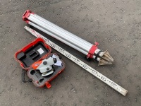 SOKKIA C32 LEVEL & TRIPOD