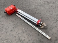 SOKKIA C32 LEVEL & TRIPOD - 2