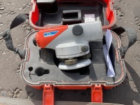 SOKKIA C32 LEVEL & TRIPOD - 2