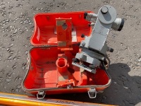 SOKKISHA TM20D THEODOLITE & TRIPOD - 7