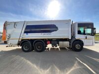 MERCEDES ECONIC 2630 6x4 26 TON AUTOMATIC REFUSE COLLECTION TRUCK ON AIR - 43