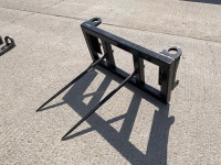 UNUSED BALE SPIKE C/W PIN & CONE BRACKETS&nbsp; - 5