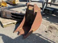 APPROX. 2ft TOOTHED DIGGING BUCKET TO SUIT 13 TON MACHINE - 6