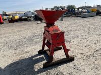 PTO DRIVEN CORN CRUSHER - 10