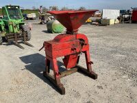 PTO DRIVEN CORN CRUSHER - 13