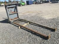 10 TREAD METAL STAIRCASE & LANDING - 13