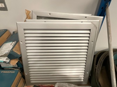 5No. ALUMINIUM VENT COVERS 450mm x 450mm