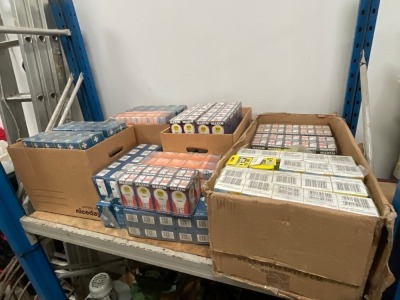 LARGE SELECTION OF UNUSED LIGHT BULBS