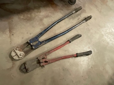 2No. LARGE SETS OF 24" & 30" BOLT CUTTERS