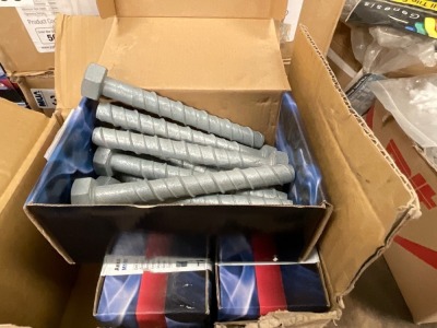 APPROX. 50No. UNUSED M16x150 THUNDER BOLTS