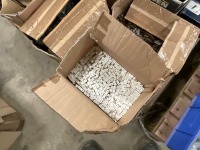 PALLET OF ASSORTED MODESTY BLOCKS, RAIL BRACKETS, ETC - 2