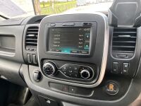 RENAULT TRAFIC LL30 SPECIAL BLACK EDITION LWB ENERGY 2.0 DCI 145PS - 35