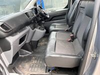 PEUGEOT EXPERT 1400 PROFESSIONAL LONG 2.0 BLUE HDI 145PS&nbsp; - 10