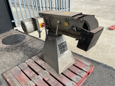 GRIT GS150P 3 PHASE BELT SANDER