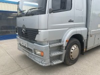 MERCEDES 1823 18 TON&nbsp; 4X2 5 STALL HORSE LORRY&nbsp; - 4