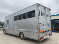 MERCEDES 1823 18 TON&nbsp; 4X2 5 STALL HORSE LORRY&nbsp; - 10