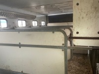 MERCEDES 1823 18 TON&nbsp; 4X2 5 STALL HORSE LORRY&nbsp; - 38