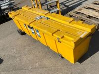FLUORESCENT BULB RECYCLING STORAGE BOX & CONTENTS - 2