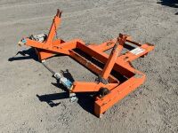 INVICTA IWBL-2 1000KG WHEELIE BIN LIFTER ATTACHMENT TO SUIT FORKLIFT - 8
