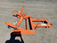 INVICTA IWBL-2 1000KG WHEELIE BIN LIFTER ATTACHMENT TO SUIT FORKLIFT - 9