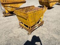 FORKLIFT TIPPING SKIP ON WHEELS - 7