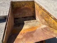FORKLIFT TIPPING SKIP ON WHEELS - 9