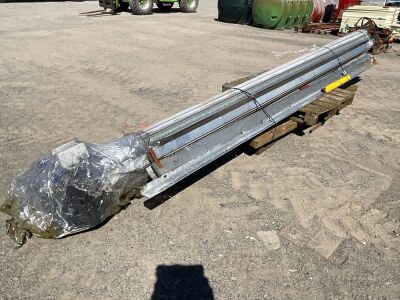 APPROX. 5m GALVANISED ELECTRIC ROLLER DOOR