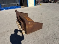 APPROX. 4.6ft LINKBOX - 13