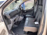PEUGEOT EXPERT 1400 PROFESSIONAL LONG 2.0 BLUE HDI 145PS - 10