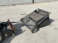 NATIONAL 3 GANG RIDE ON CYLINDER LAWNMOWER & SWEEPER - 4