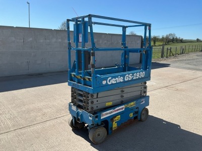 GENIE GS-1930 19FT BATTERY OPERATED SCISSOR LIFT