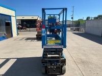 GENIE GS-1930 19FT BATTERY OPERATED SCISSOR LIFT - 4