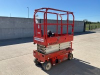 SNORKEL S1930F 19FT BATTERY OPERATED SCISSOR LIFT