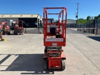SNORKEL S1930F 19FT BATTERY OPERATED SCISSOR LIFT - 4
