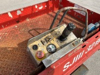 SKYJACK SJIII 3219 19FT BATTERY OPERATED SCISSOR LIFT - 11