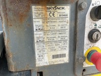 SKYJACK SJIII 3219 19FT BATTERY OPERATED SCISSOR LIFT - 15