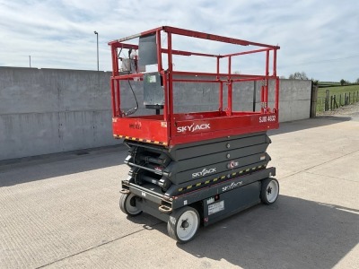 SKYJACK SJIII 3226 26FT BATTERY OPERATED SCISSOR LIFT